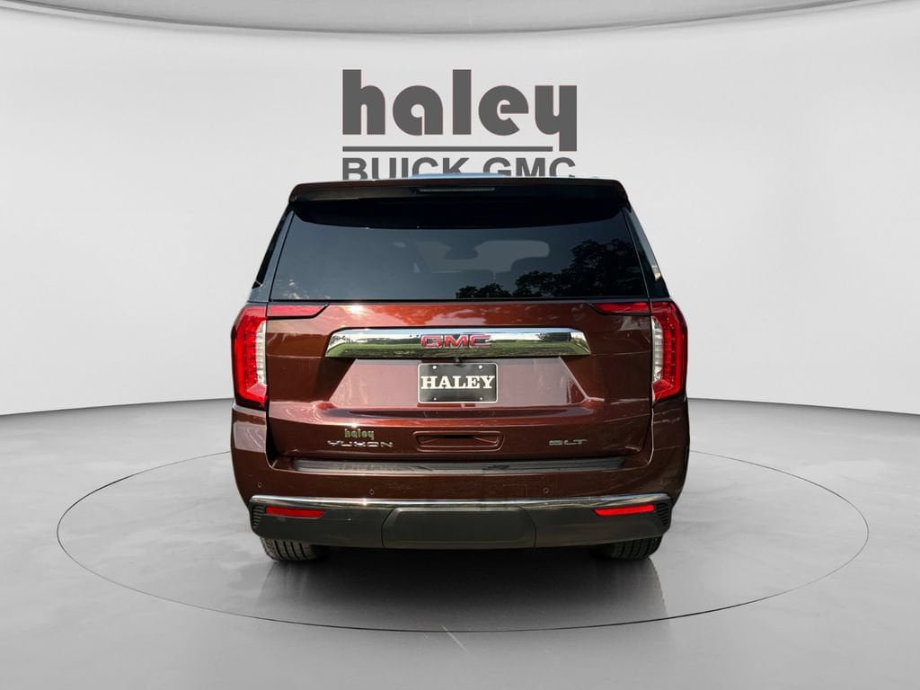 Used 2023 GMC Yukon SLT w/ Max Trailering Package AWD/4WD image 4