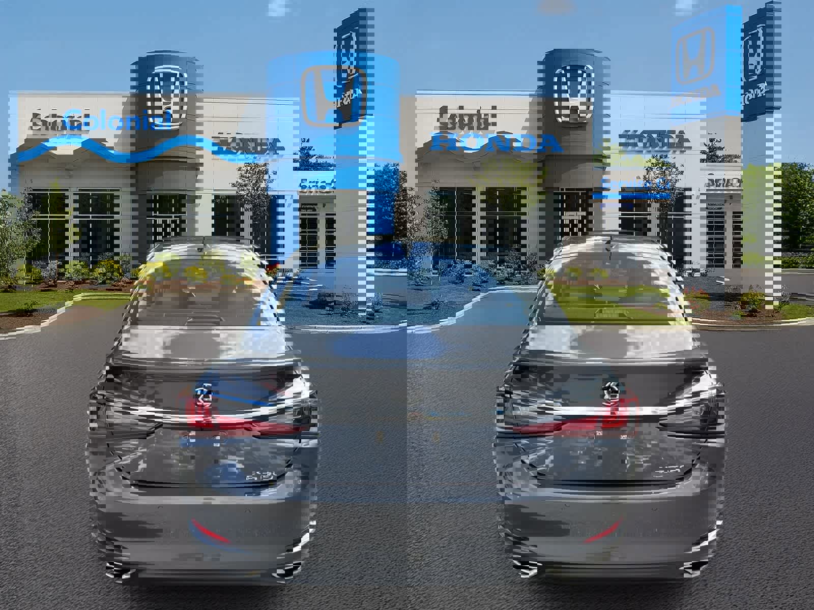 Used 2023 Lexus ES 350 w/ Premium Package image 5