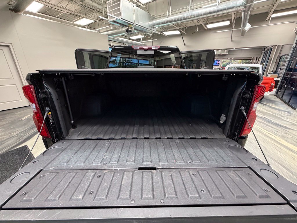 Used 2024 Chevrolet Silverado 1500 High Country AWD/4WD image 57