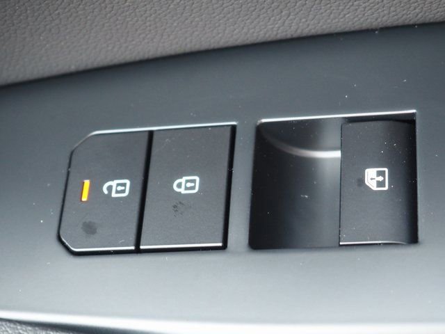 New 2026 Kia Sportage EX w/ EX Panorama Roof Package image 29