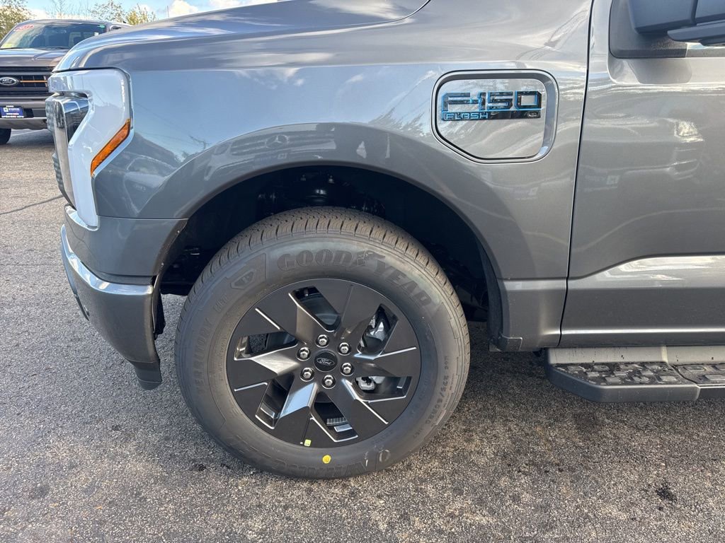 New 2025 Ford F150 Lightning Flash image 10