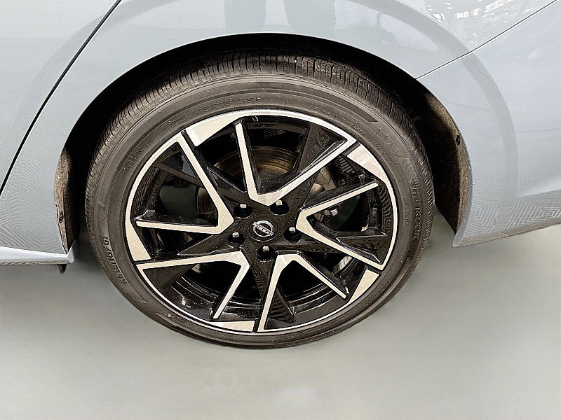 Certified 2025 Nissan Sentra SR image 29