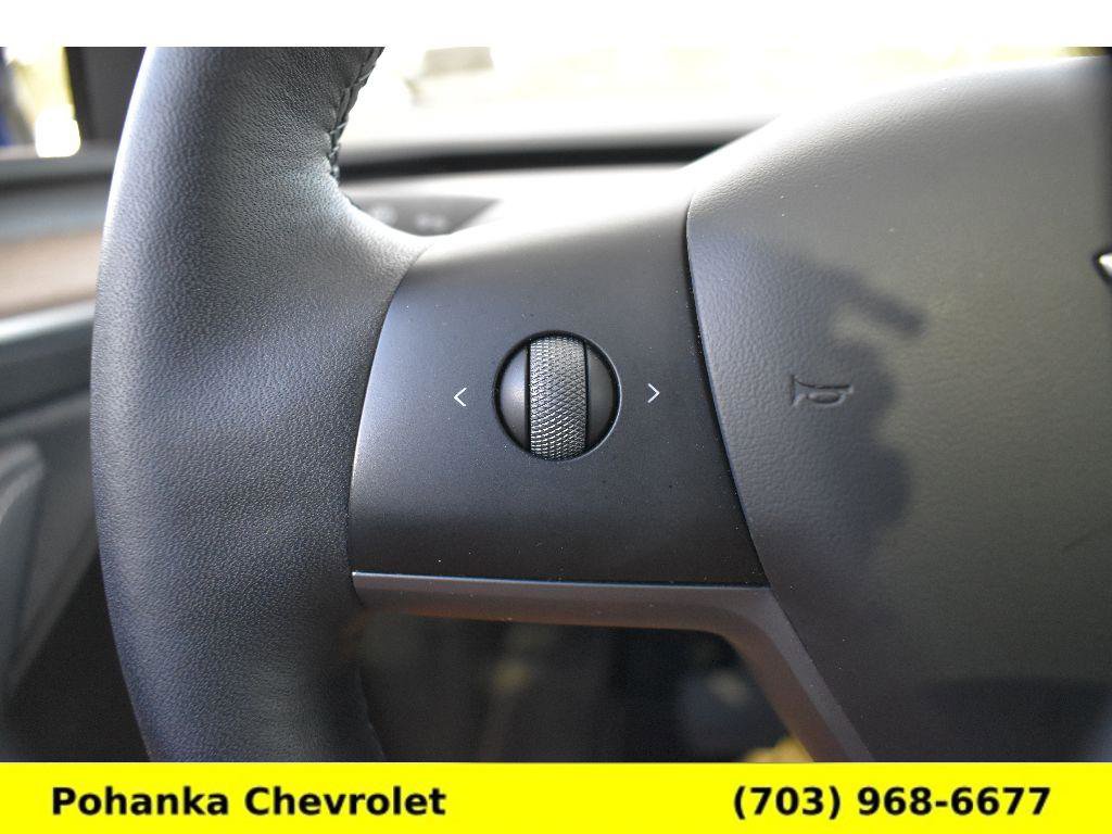 Used 2025 Tesla Model Y Long Range AWD/4WD image 11
