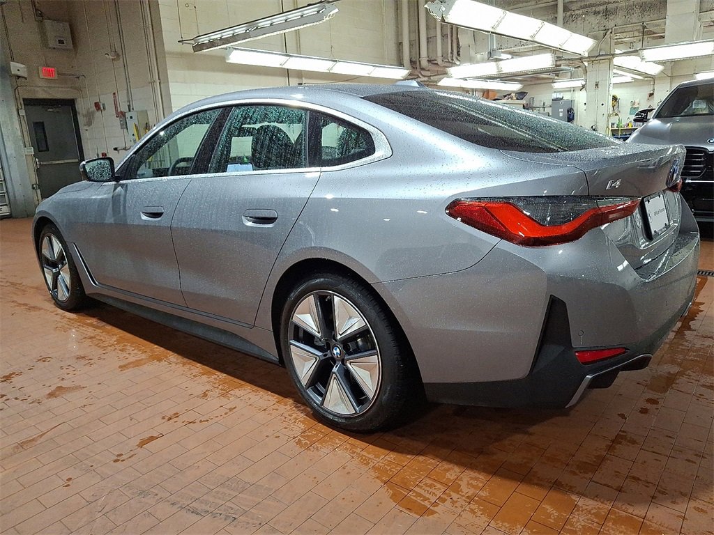 Used 2025 BMW i4 xDrive40i image 6