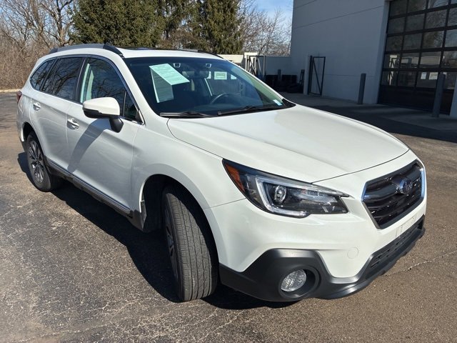 Used 2018 Subaru Outback 3.6R Touring w/ Popular Package #3 image 10