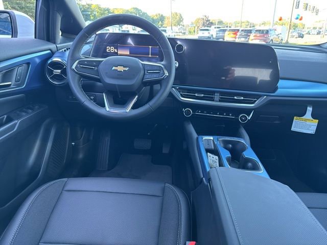 New 2025 Chevrolet Equinox EV LT w/ LPO, All-Weather Mat Package AWD/4WD image 20