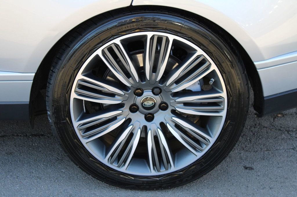 Used 2019 Land Rover Range Rover Supercharged image 39