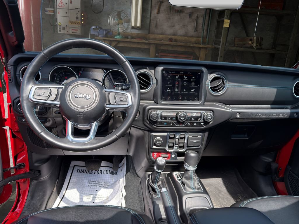 Used 2022 Jeep Wrangler Unlimited Rubicon 4xe w/ Cold Weather Group AWD/4WD image 21