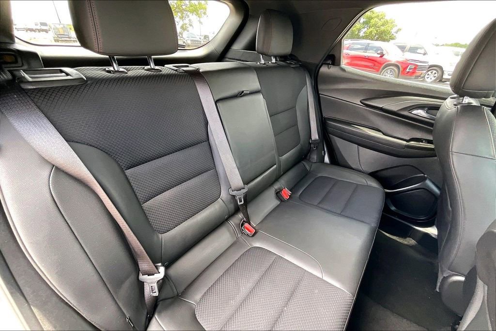 Used 2021 Chevrolet TrailBlazer RS AWD/4WD image 22
