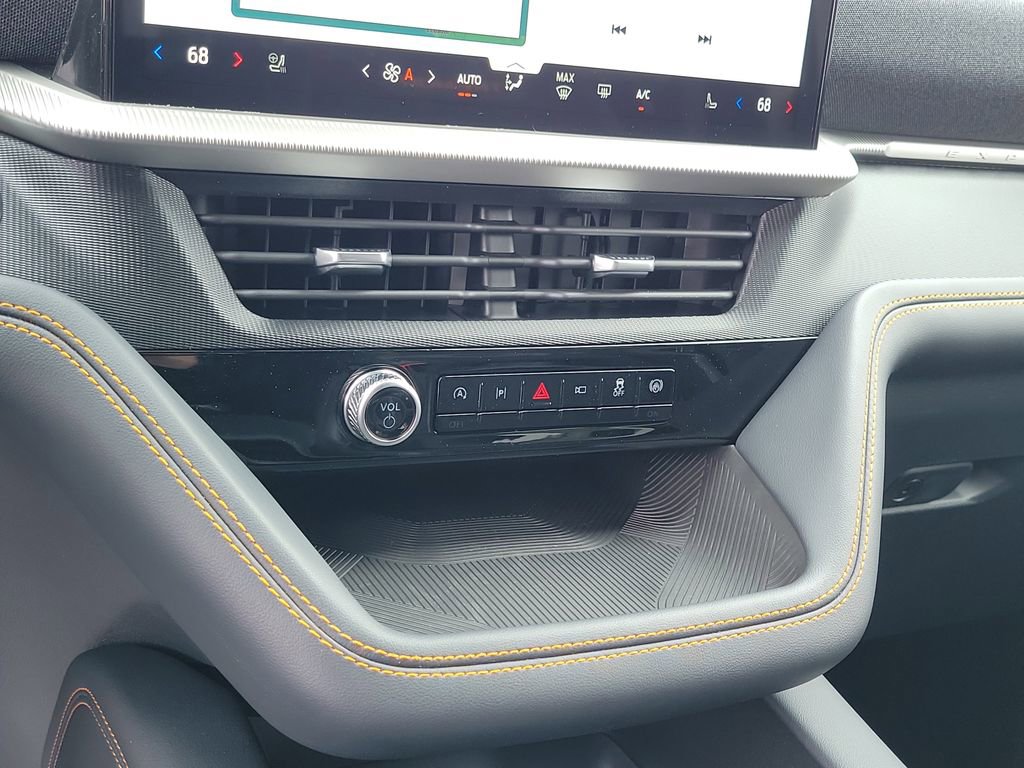 New 2026 Ford Explorer Tremor w/ Tremor Convenience Package image 28