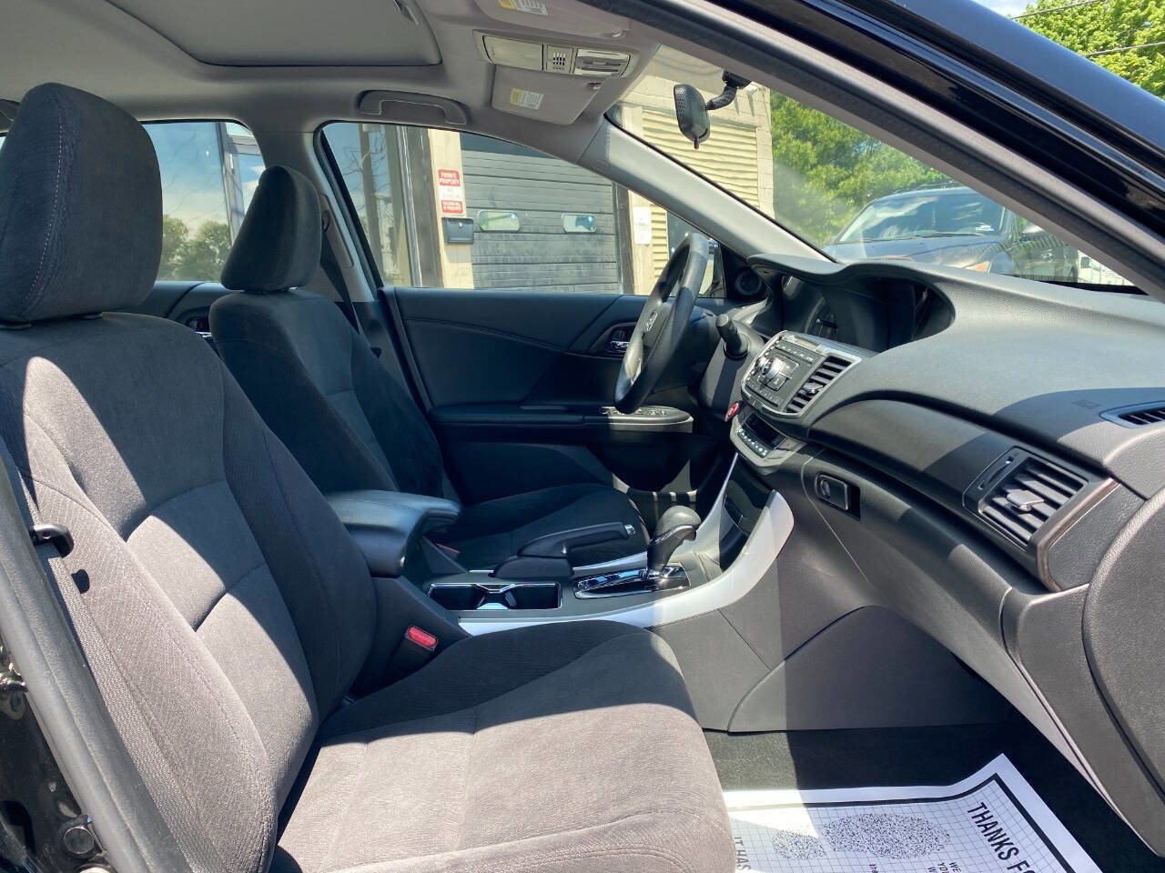Used 2015 Honda Accord EX image 29