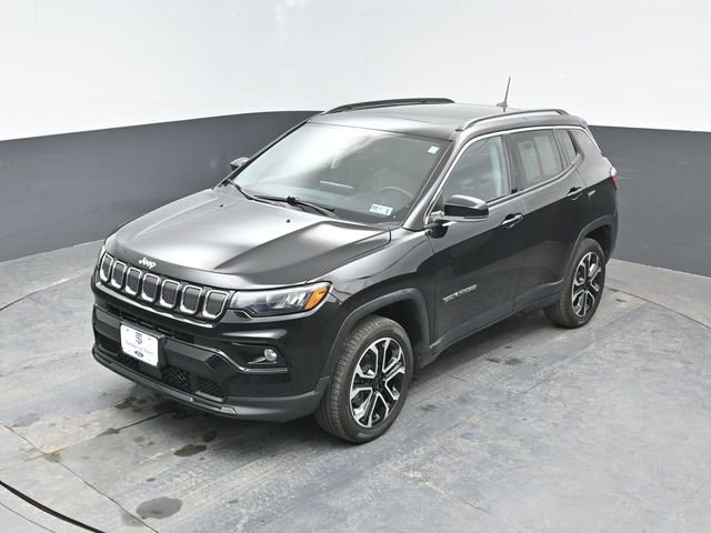 Used 2022 Jeep Compass Limited w/ Sun and Sound Group image 18