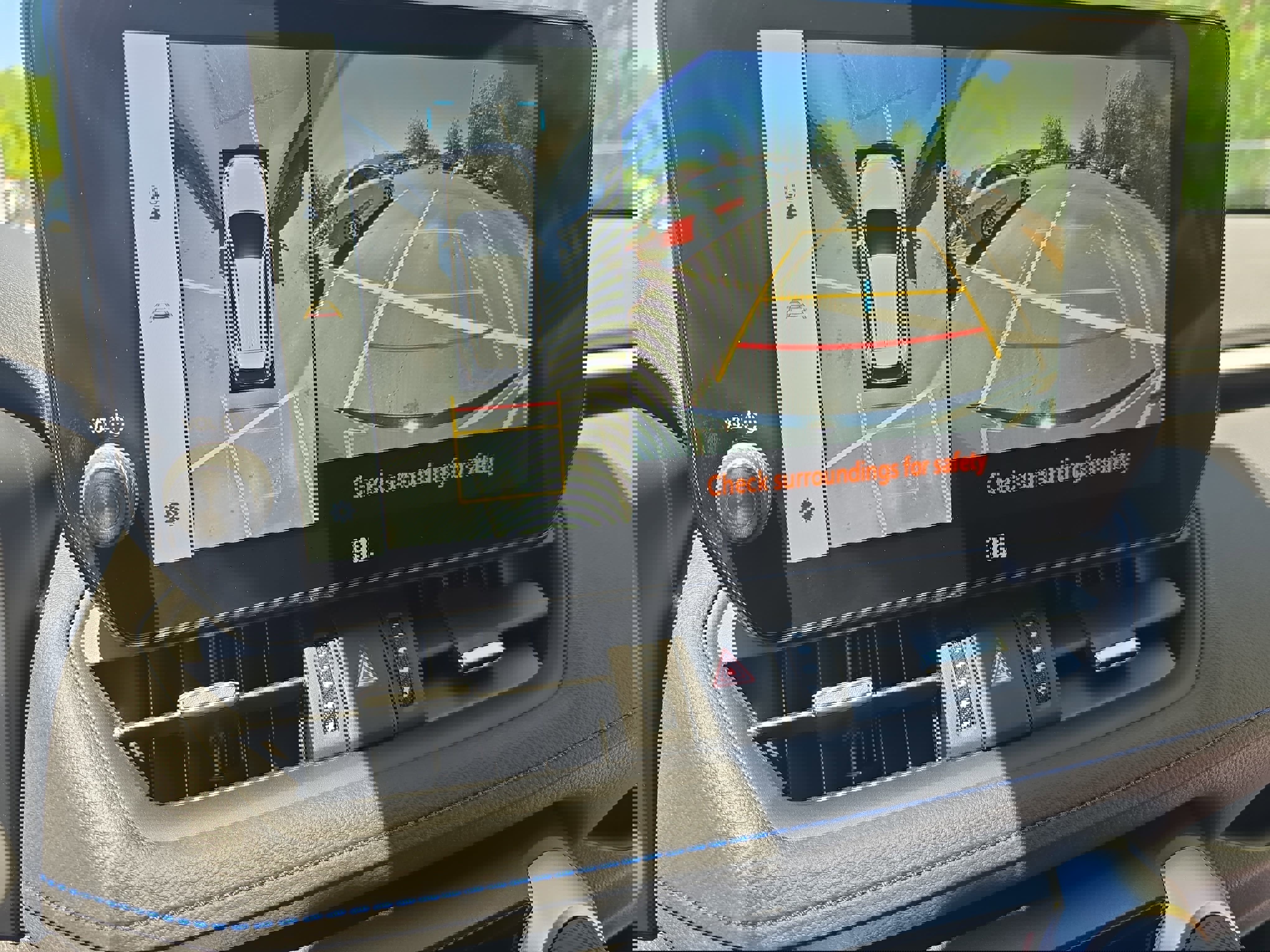 Used 2023 Toyota RAV4 XSE AWD/4WD image 21