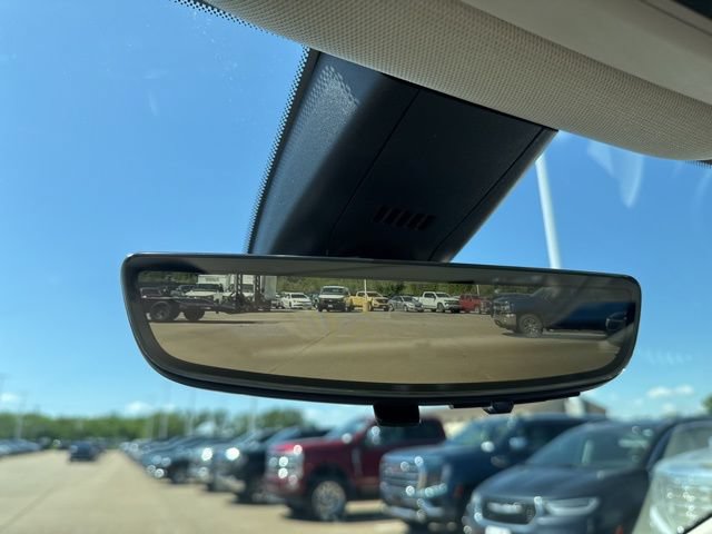 Used 2024 Buick Enclave Avenir w/ Avenir Technology Package AWD/4WD image 33