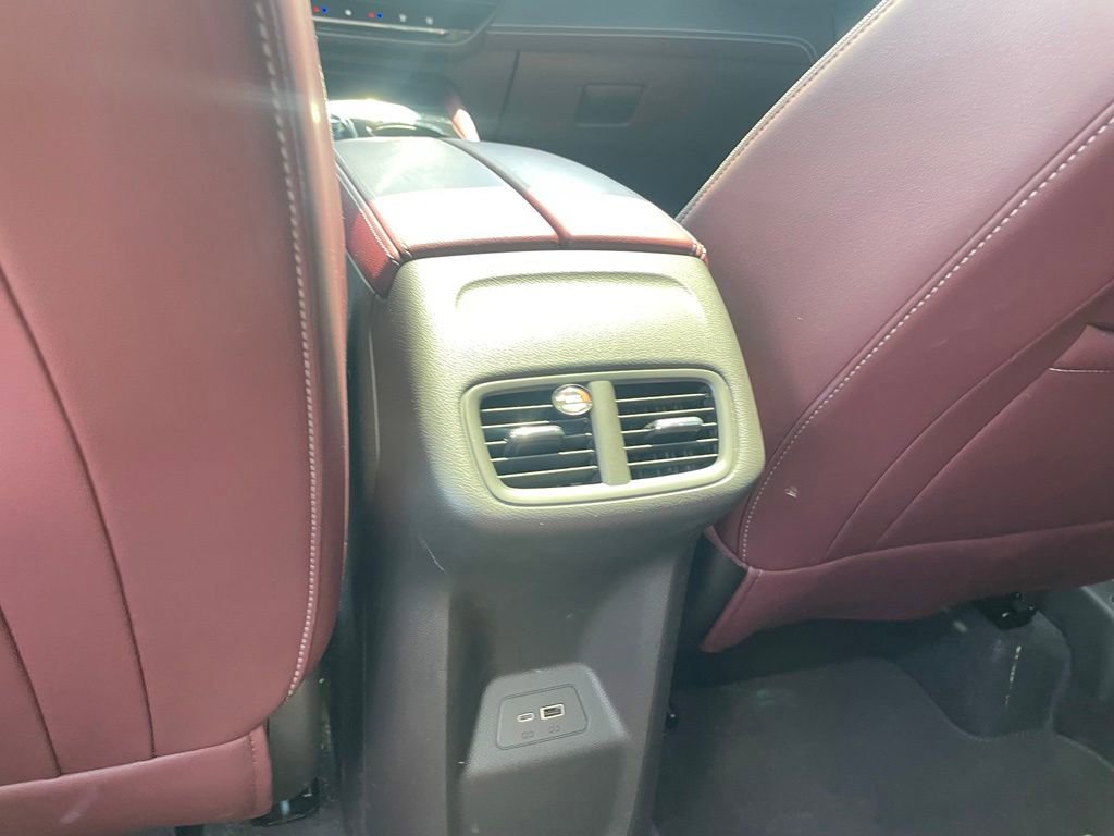 Used 2024 Buick Envision Sport Touring AWD/4WD image 23
