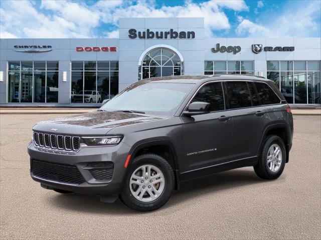 Certified 2023 Jeep Grand Cherokee Laredo w/ Luxury Tech Group I image 1