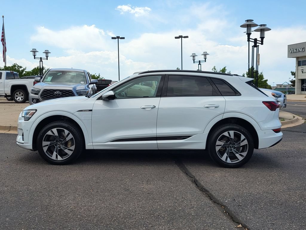 Used 2021 Audi e-tron Premium w/ Convenience Plus Package AWD/4WD image 7