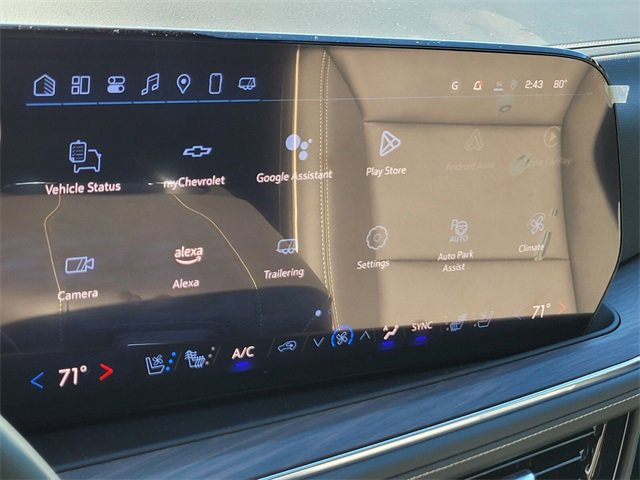 New 2025 Chevrolet Suburban Premier image 24