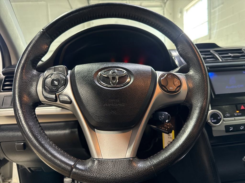 Used 2012 Toyota Camry SE image 12