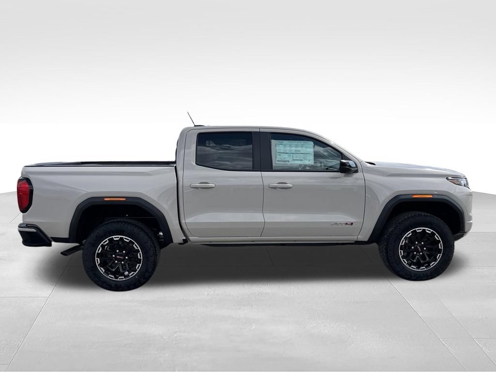 New 2026 GMC Canyon AT4 w/ Technology Plus Package AWD/4WD image 4