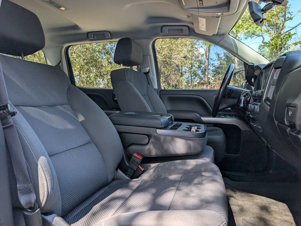 Used 2018 Chevrolet Silverado 1500 LT w/ All Star Edition image 14