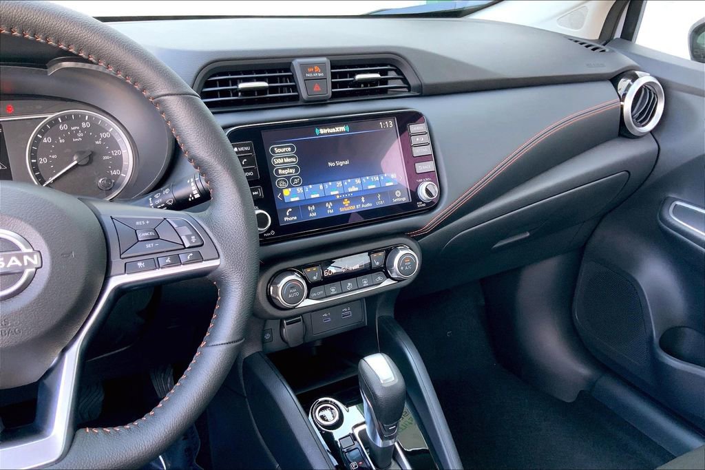 New 2025 Nissan Versa SR w/ Trunk Package image 6