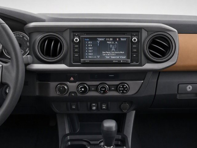 Used 2018 Toyota Tacoma SR5 AWD/4WD image 19