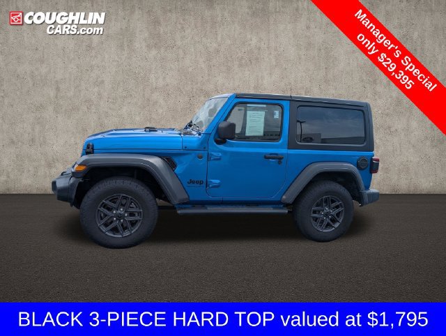Used 2025 Jeep Wrangler Sport AWD/4WD image 5