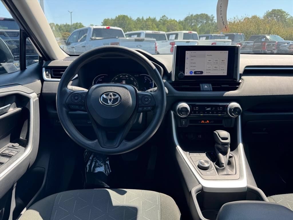 Used 2024 Toyota RAV4 XLE w/ Convenience Package AWD/4WD image 14