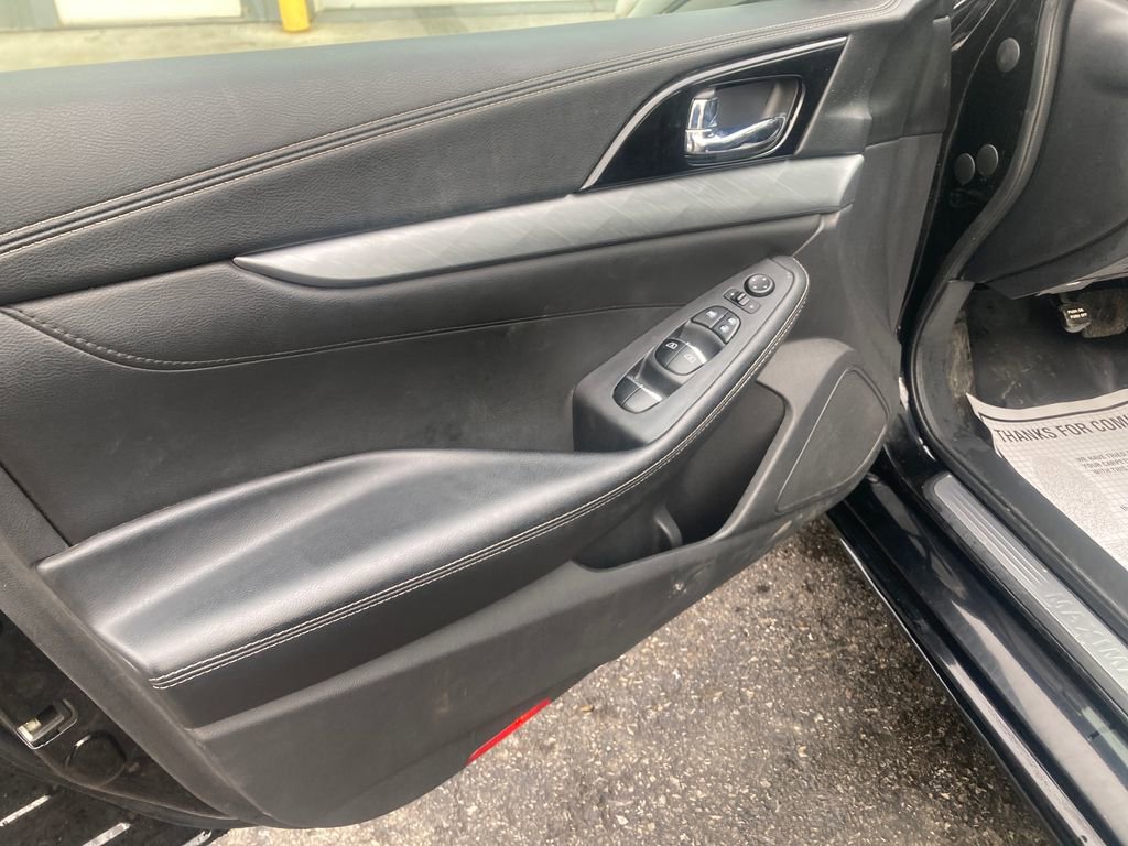 Used 2017 Nissan Maxima 3.5 SL image 15