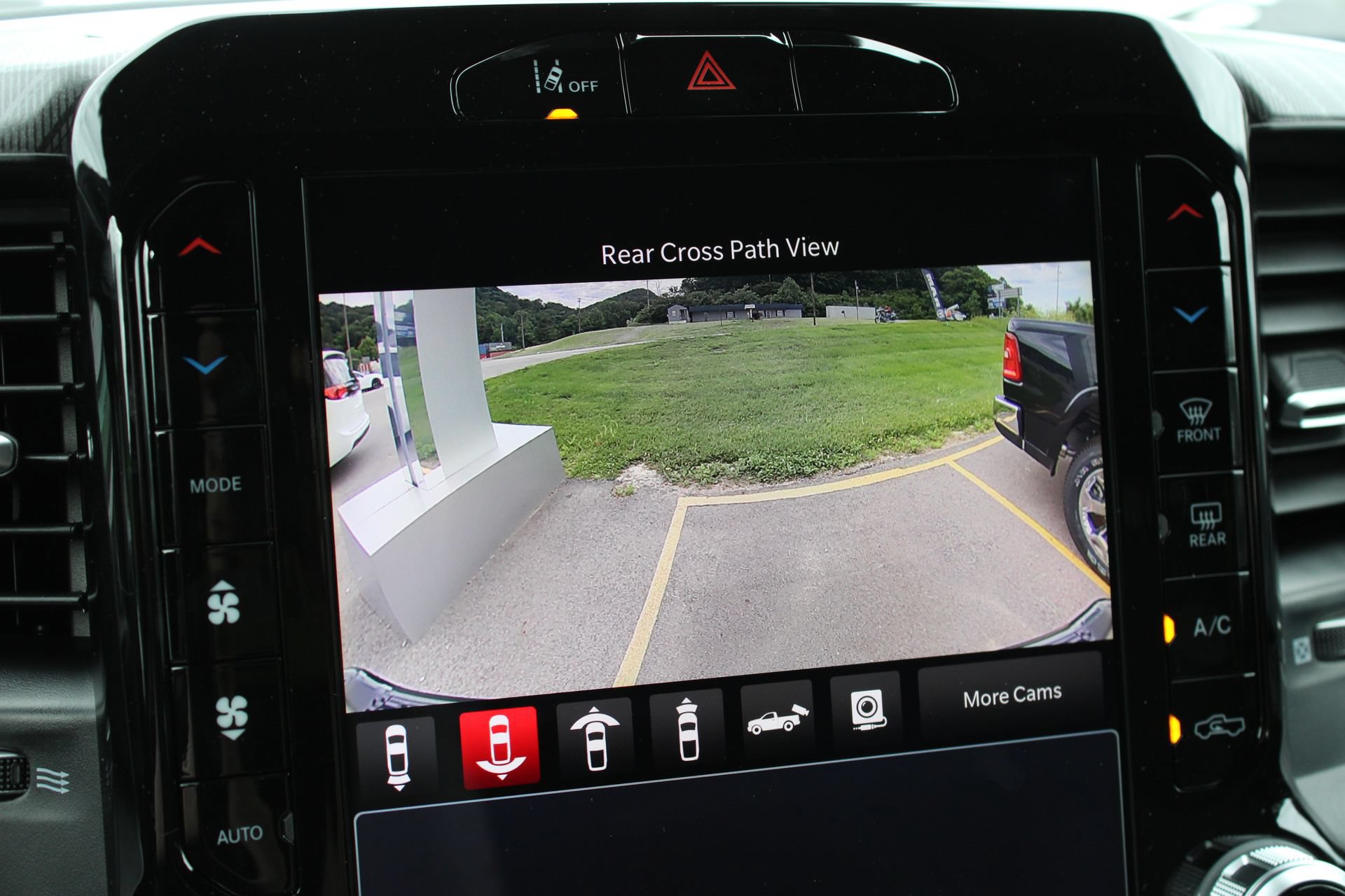 New 2026 RAM 1500 Big Horn AWD/4WD image 37