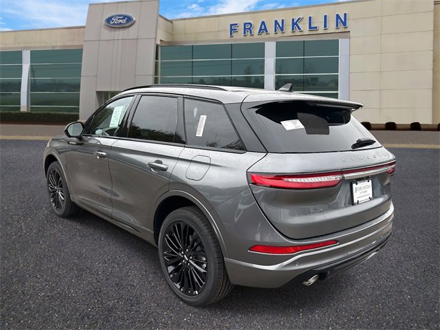 New 2026 Lincoln Corsair Reserve w/ Jet Appearance Package image 5