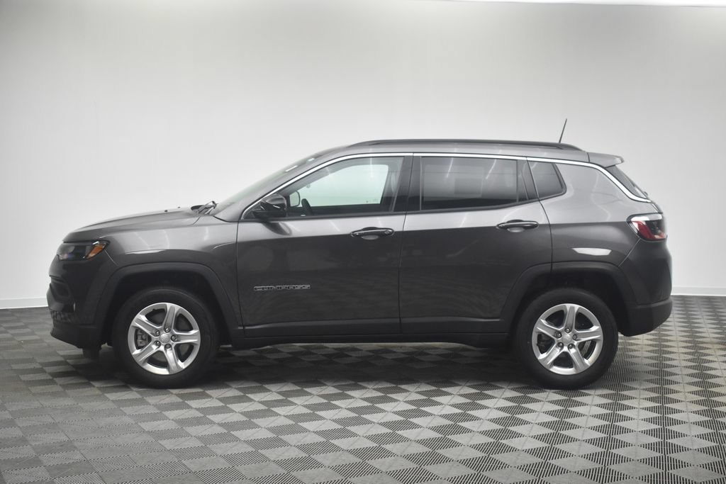 Certified 2023 Jeep Compass Latitude AWD/4WD image 9