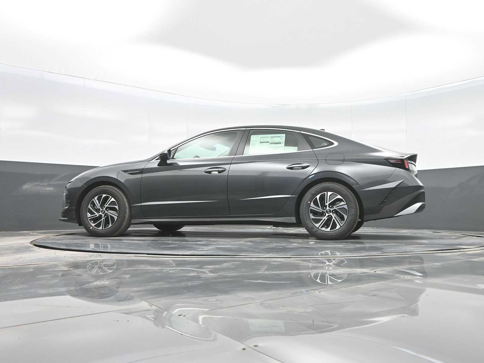 New 2026 Hyundai Sonata Blue image 32