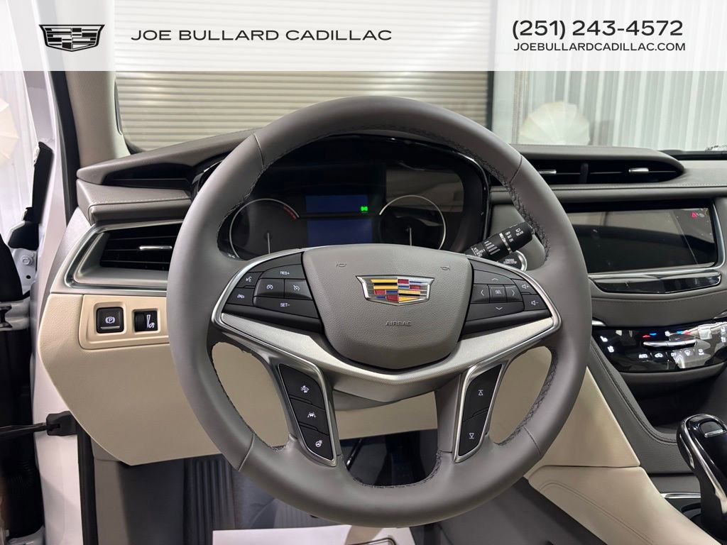 New 2025 Cadillac XT5 Premium Luxury w/ LPO, Floor Liner Package image 9