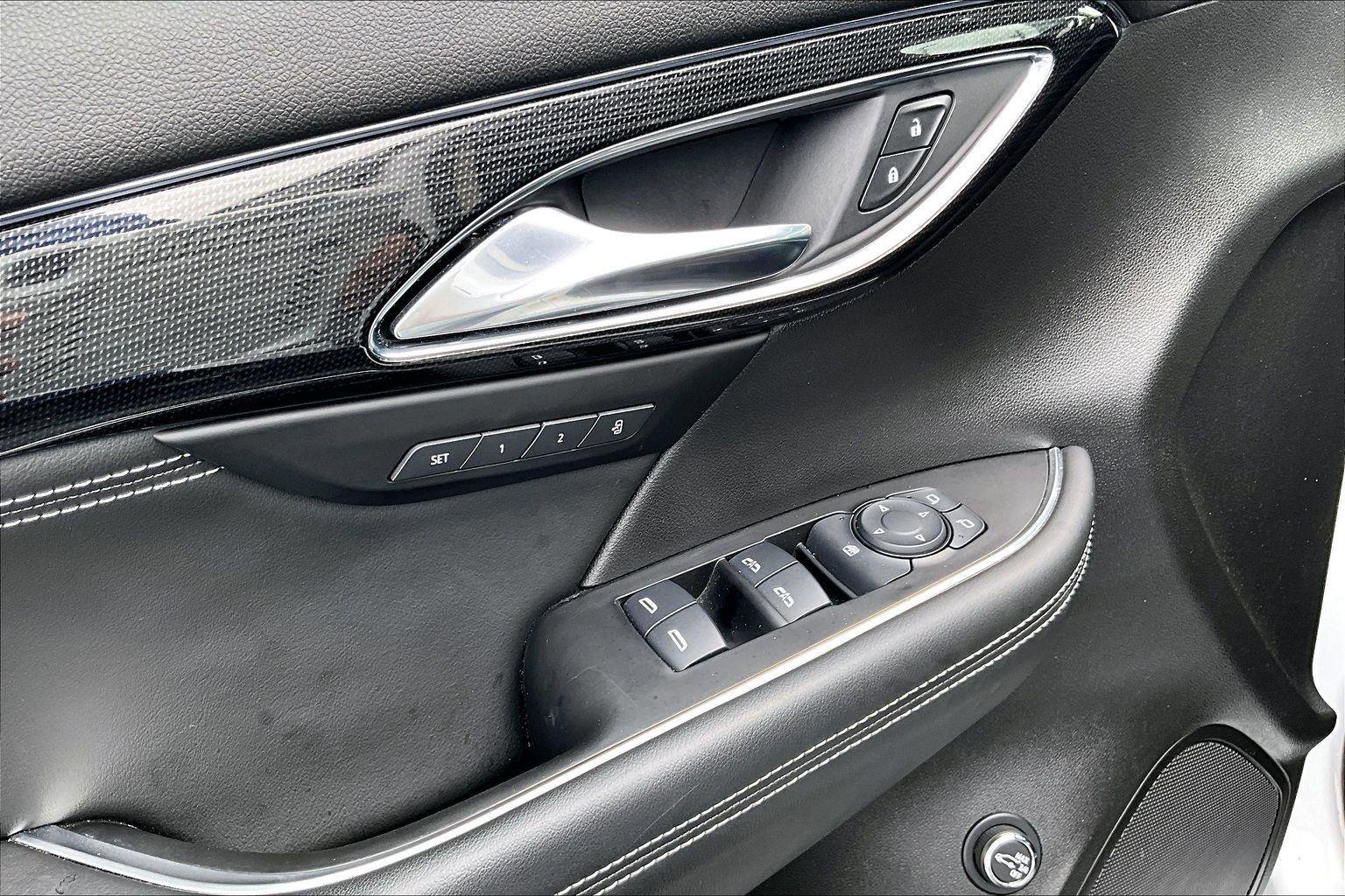 Used 2023 Buick Envision Essence w/ Technology Package I AWD/4WD image 35