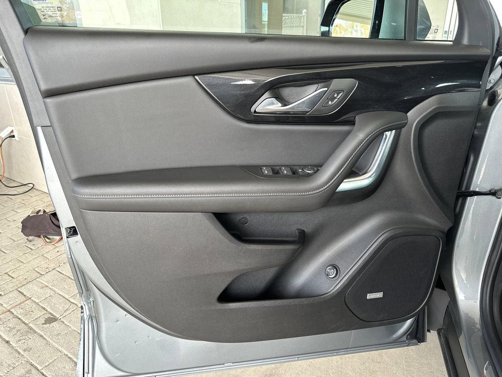 Certified 2025 Chevrolet Blazer Premier w/ LPO, Floor Liner Package image 12