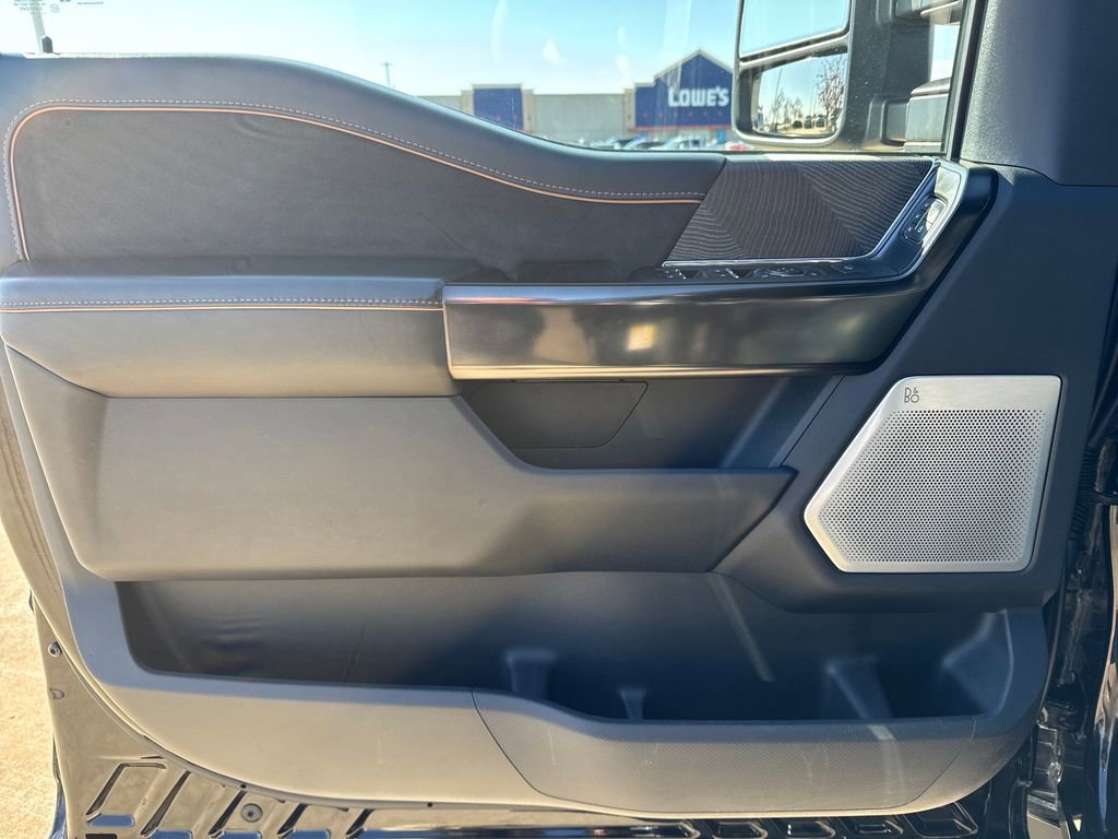 Used 2022 Ford F150 Platinum AWD/4WD image 17