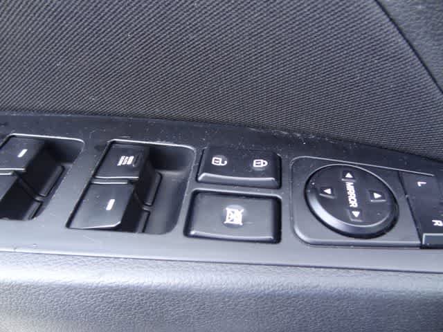 Used 2018 Hyundai Elantra SEL FWD image 11
