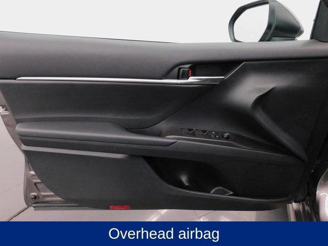 Used 2024 Toyota Camry SE image 23