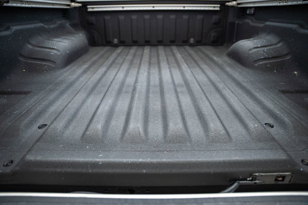 Used 2022 Nissan Frontier SV AWD/4WD image 11