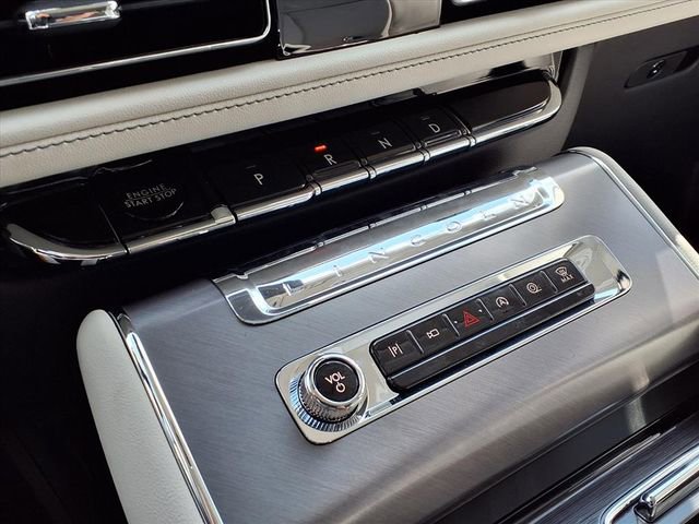 New 2026 Lincoln Aviator 2WD image 14