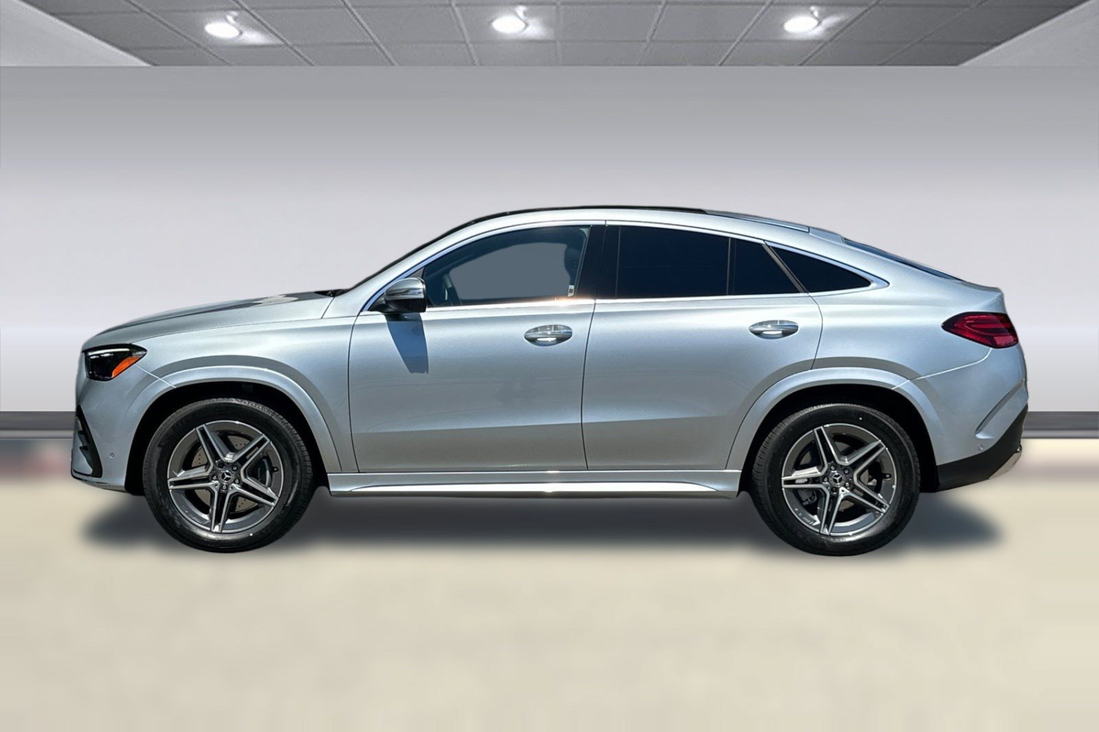 New 2026 Mercedes-Benz GLE 450 4MATIC Coupe image 2