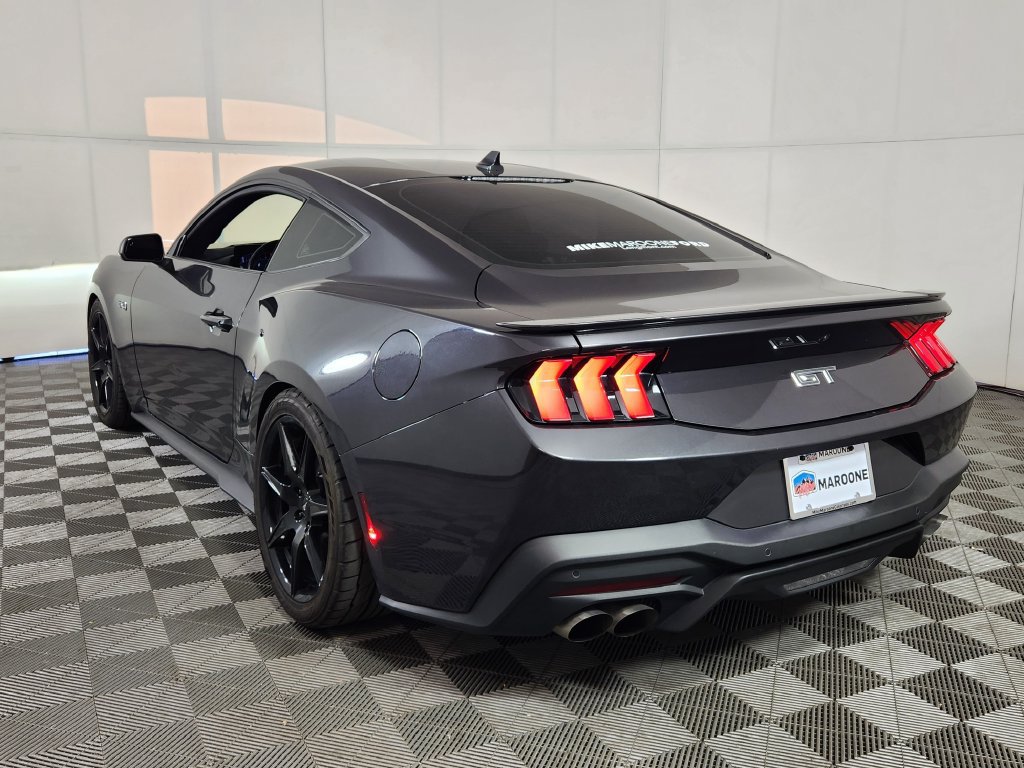 Used 2024 Ford Mustang GT RWD image 5