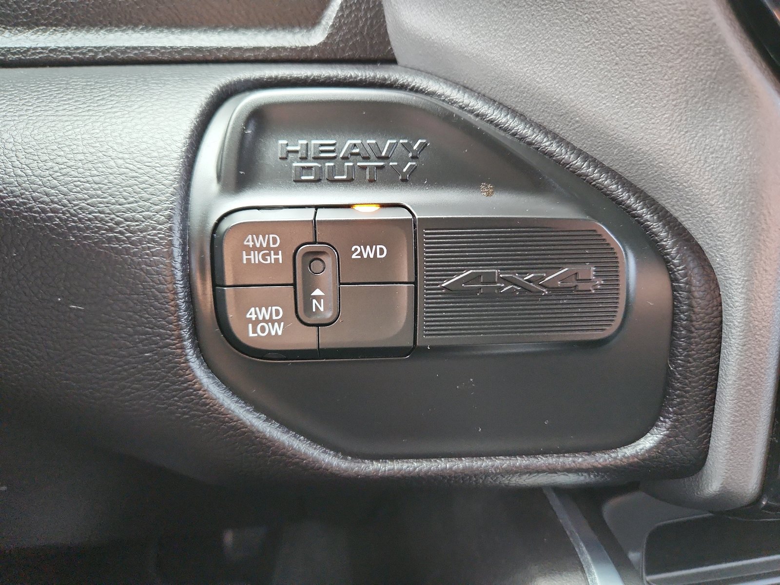Used 2024 RAM 3500 Laramie w/ Night Edition AWD/4WD image 19