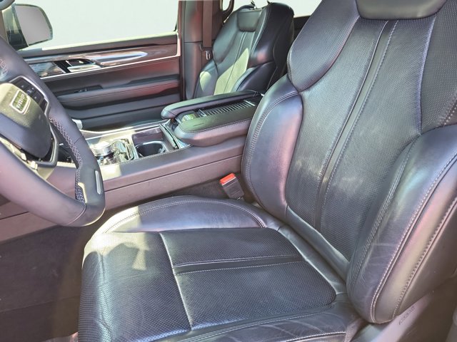 Certified 2022 Jeep Wagoneer Series I AWD/4WD image 27