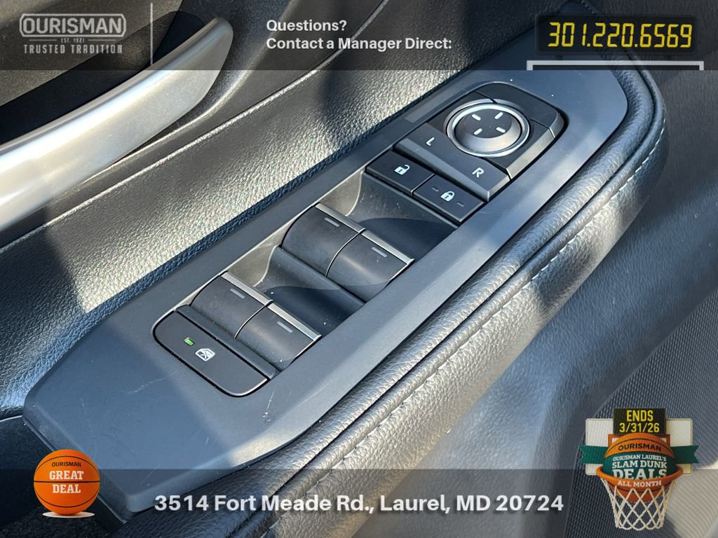 Used 2025 Toyota Grand Highlander AWD image 9