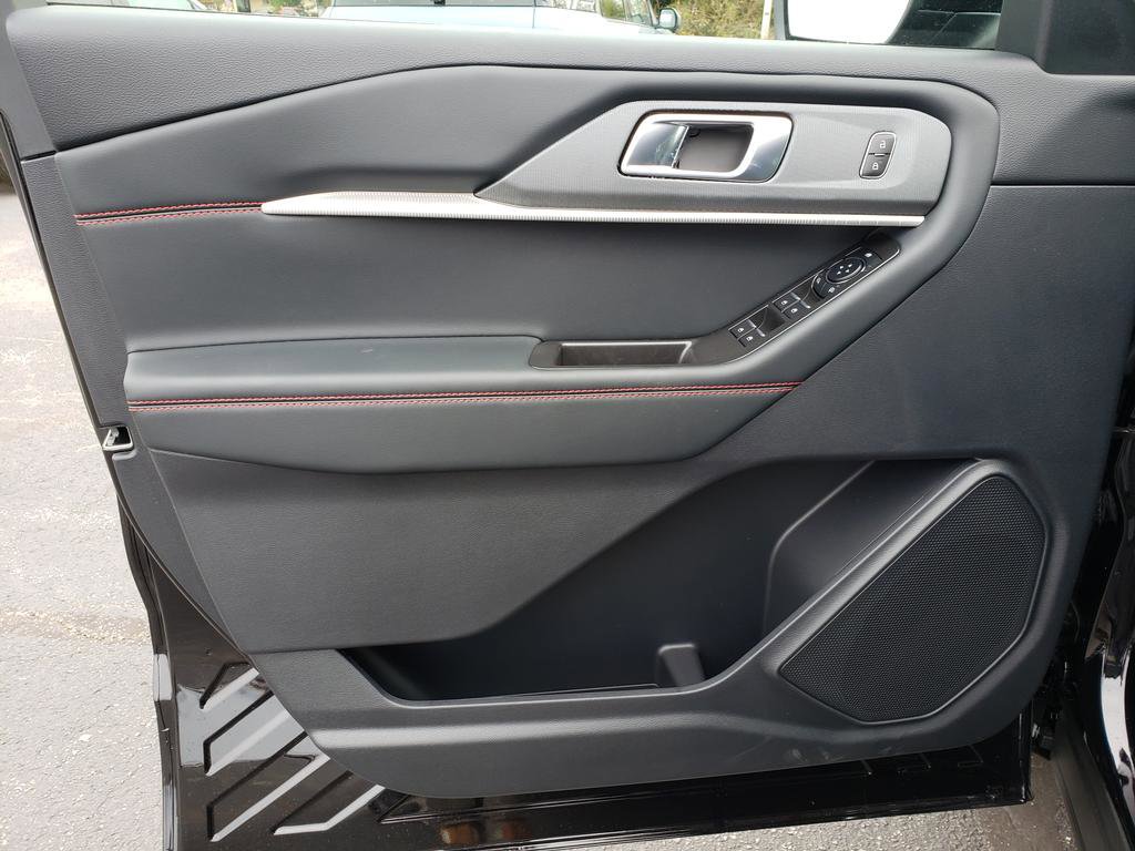 New 2026 Ford Explorer ST-Line image 11