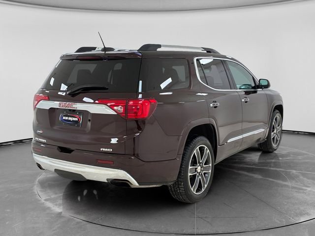 Used 2018 GMC Acadia Denali w/ Technology Package image 3