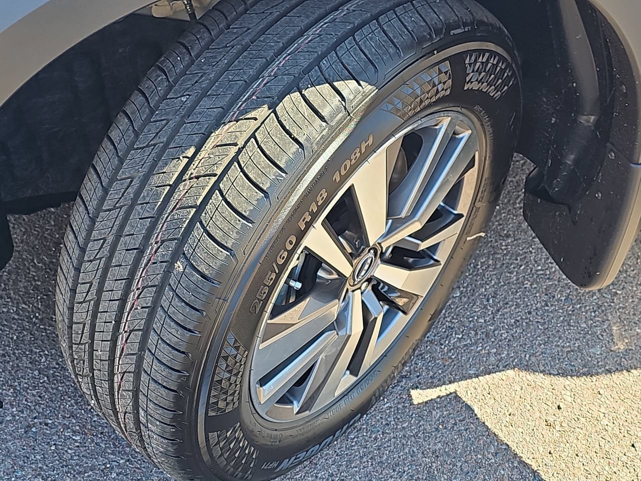 New 2026 Nissan Pathfinder SL FWD image 11